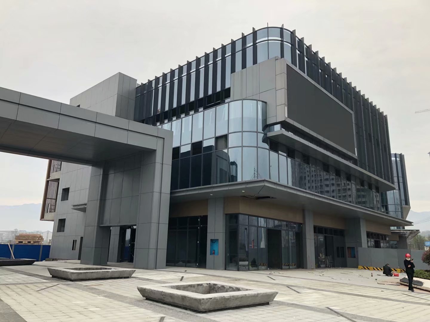 鋁單板多少錢一平方