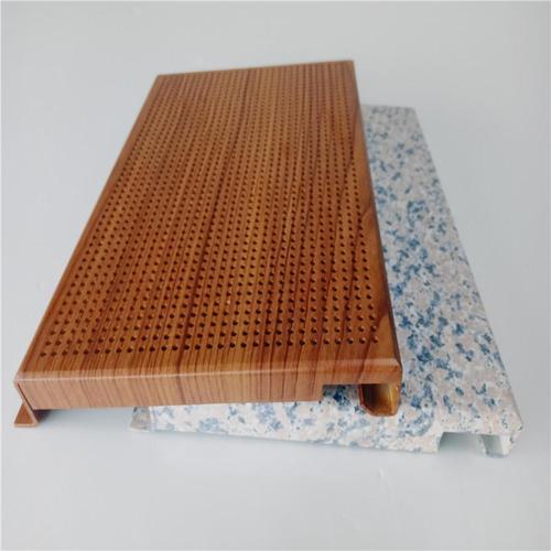 【德普龍】沖孔木紋鋁單板DPL-006